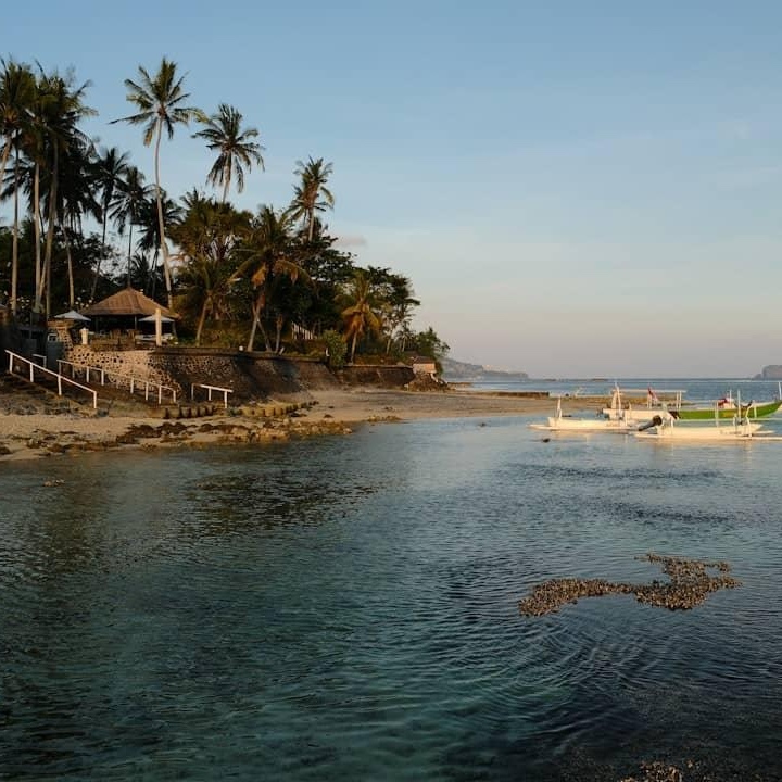 Gerupuk bay villa
